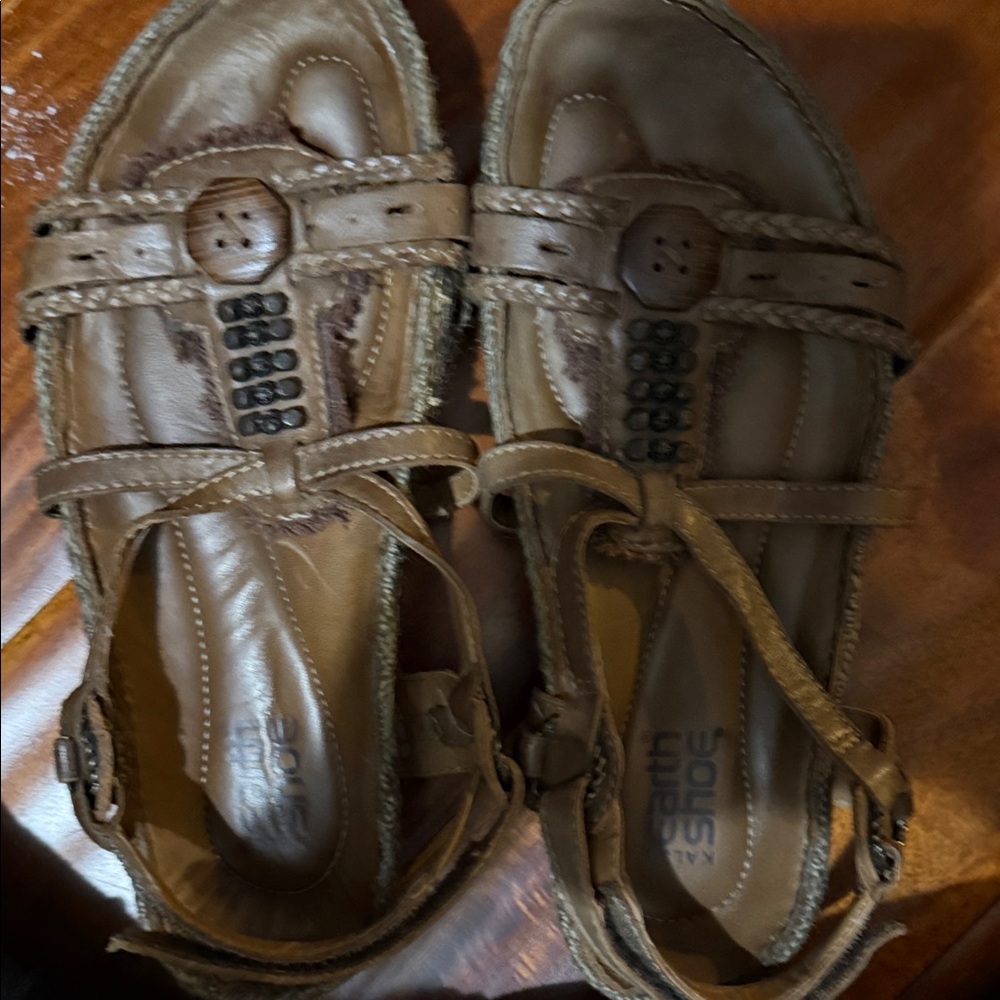 Women's Brown Leather Strappy Sandals with Button Accent